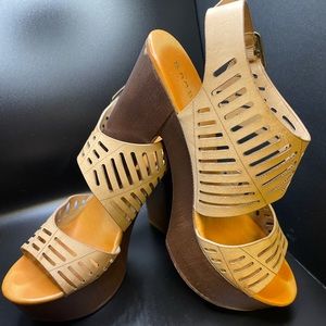 Women’s Platform Sandals by Bamboo